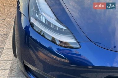 Позашляховик / Кросовер Tesla Model Y 2021 в Надвірній