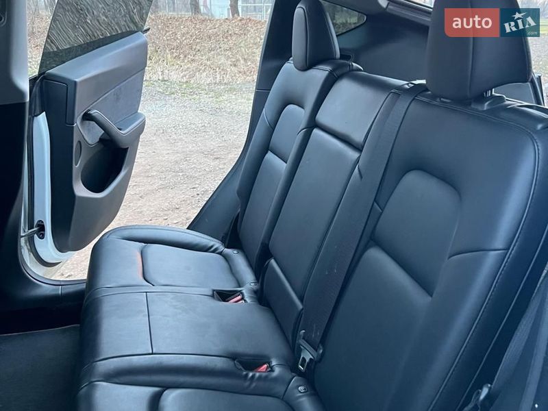 Внедорожник / Кроссовер Tesla Model Y 2020 в Самборе