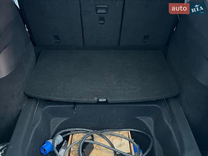 Внедорожник / Кроссовер Tesla Model Y 2020 в Самборе