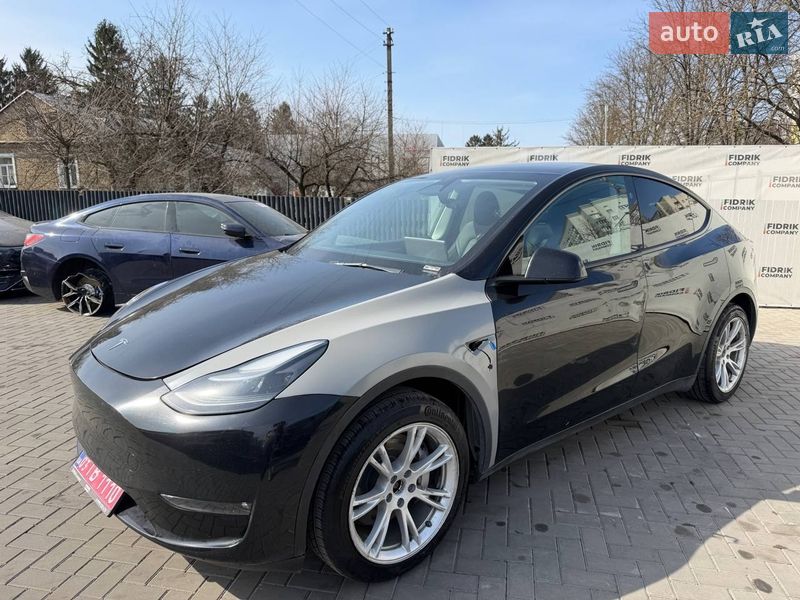 Позашляховик / Кросовер Tesla Model Y 2023 в Луцьку фото 5 Позашляховик / Кросовер Tesla Model Y 2023 в Луцьку