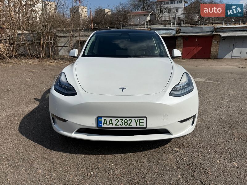 Позашляховик / Кросовер Tesla Model Y 2021 в Києві фото 16 Позашляховик / Кросовер Tesla Model Y 2021 в Києві