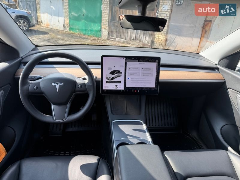 Позашляховик / Кросовер Tesla Model Y 2021 в Києві фото 35 Позашляховик / Кросовер Tesla Model Y 2021 в Києві