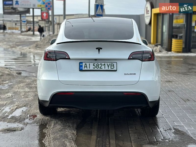 Внедорожник / Кроссовер Tesla Model Y 2023 в Киеве