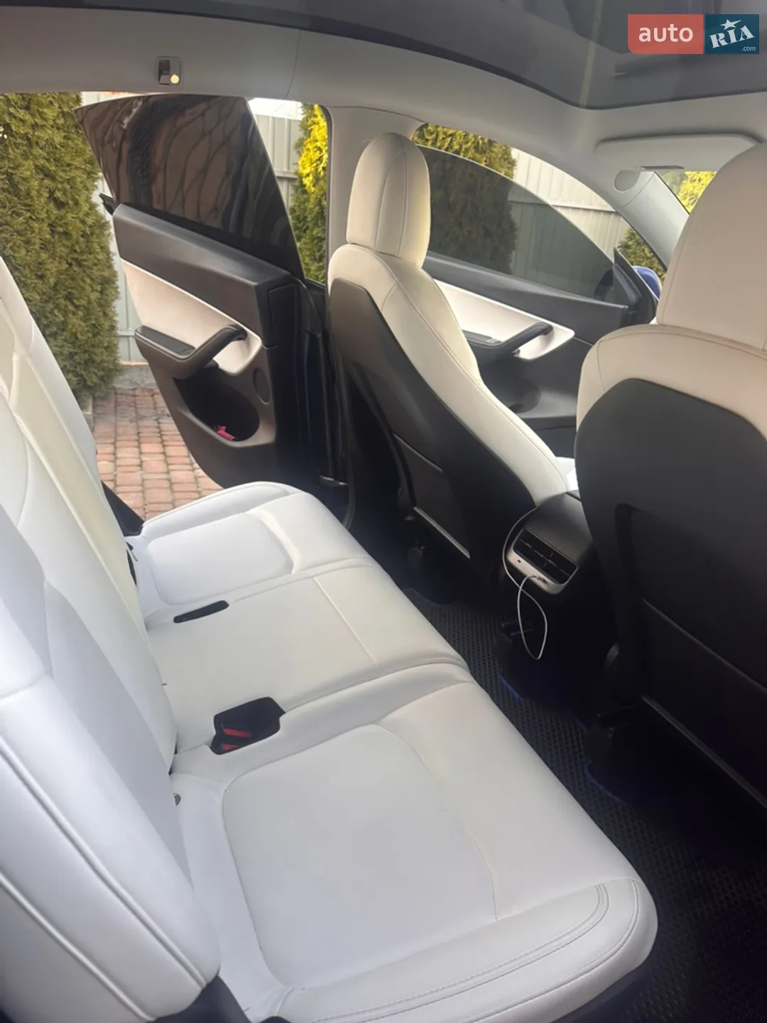 2021 Tesla Model Y - мініатюра 16
