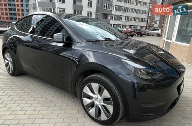 Внедорожник / Кроссовер Tesla Model Y 2024 в Тернополе