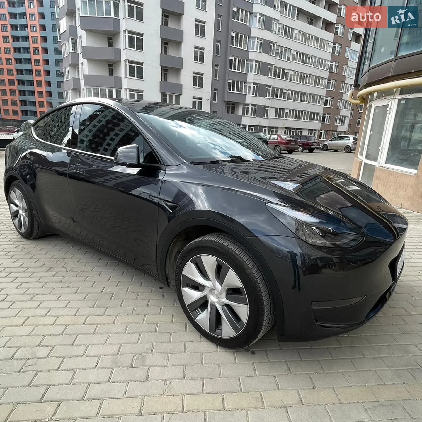 2024 Tesla Model Y - мініатюра 8