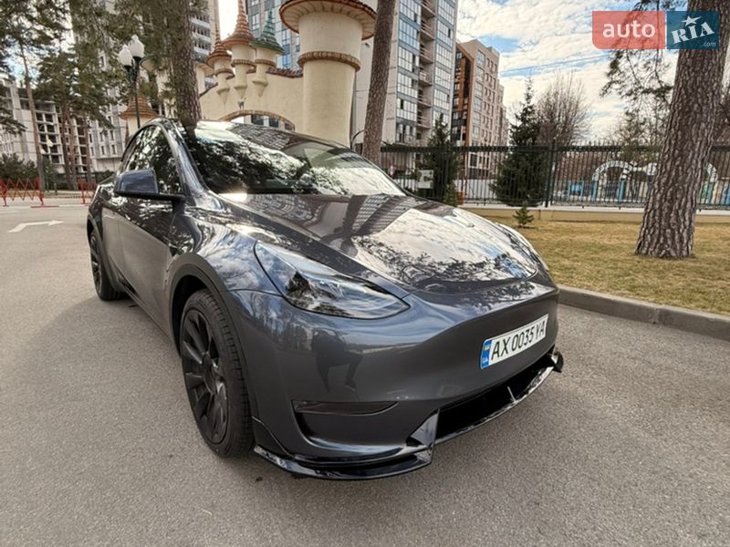 Позашляховик / Кросовер Tesla Model Y 2023 в Харкові