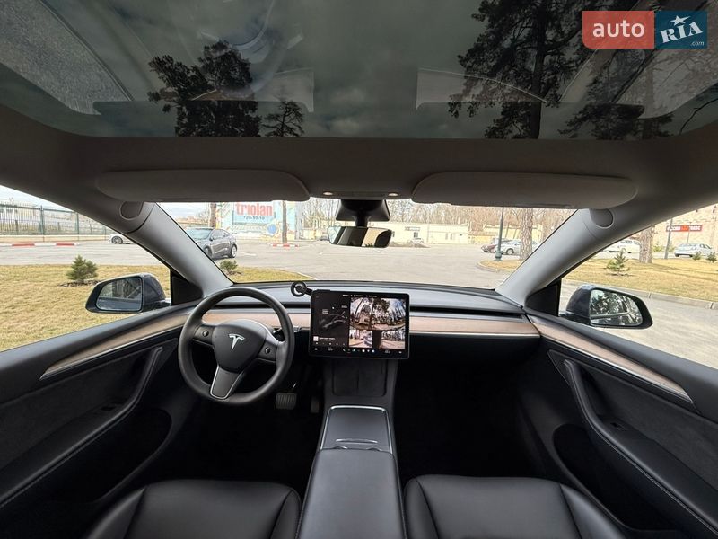Позашляховик / Кросовер Tesla Model Y 2023 в Харкові