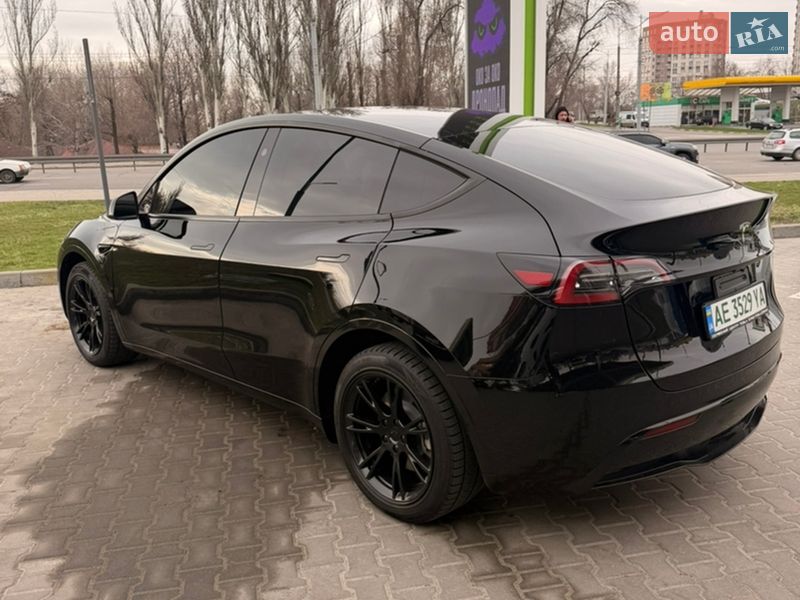 Внедорожник / Кроссовер Tesla Model Y 2023 в Днепре