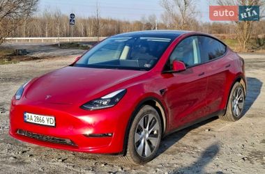 Внедорожник / Кроссовер Tesla Model Y 2023 в Буче