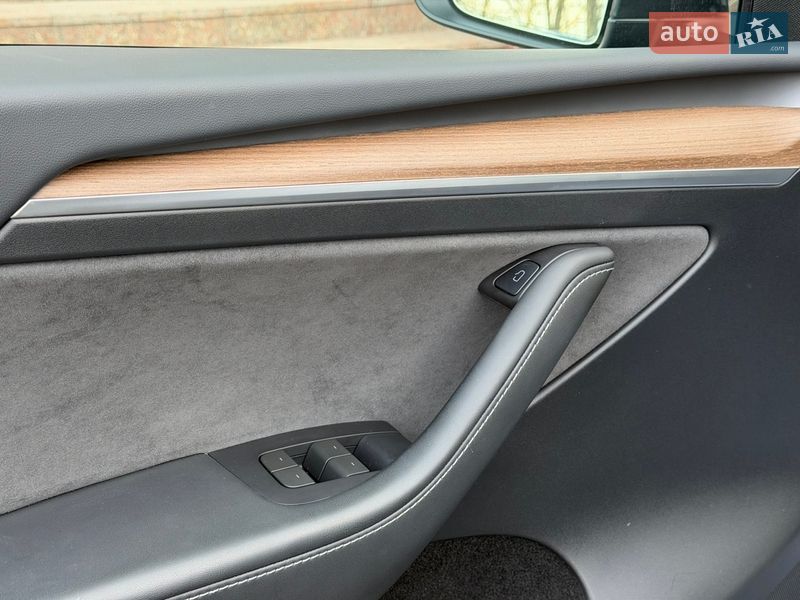 Внедорожник / Кроссовер Tesla Model Y 2024 в Одессе фото 39 Внедорожник / Кроссовер Tesla Model Y 2024 в Одессе