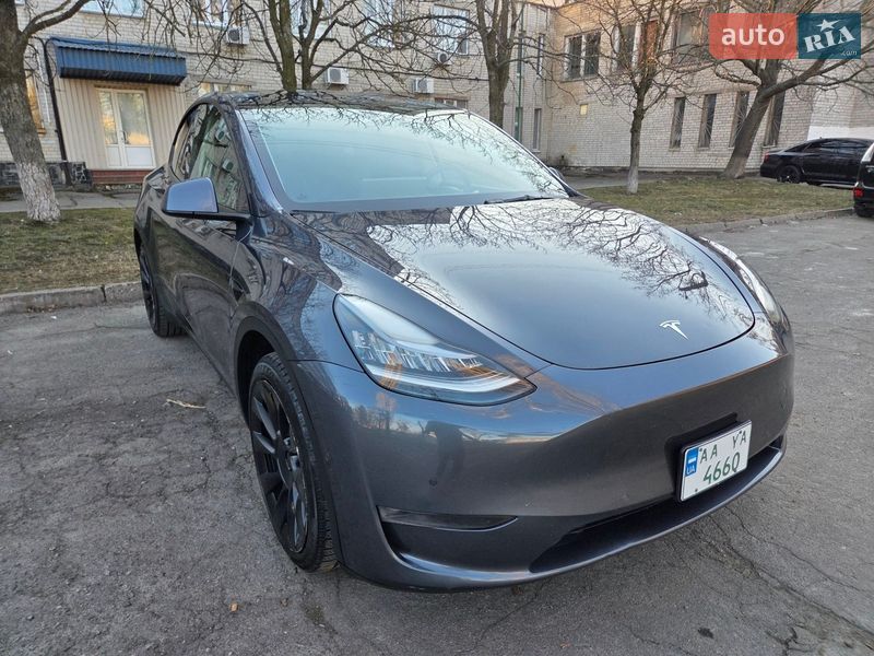 Внедорожник / Кроссовер Tesla Model Y 2022 в Киеве
