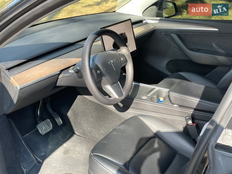 Внедорожник / Кроссовер Tesla Model Y 2023 в Новояворовске фото 16 Внедорожник / Кроссовер Tesla Model Y 2023 в Новояворовске