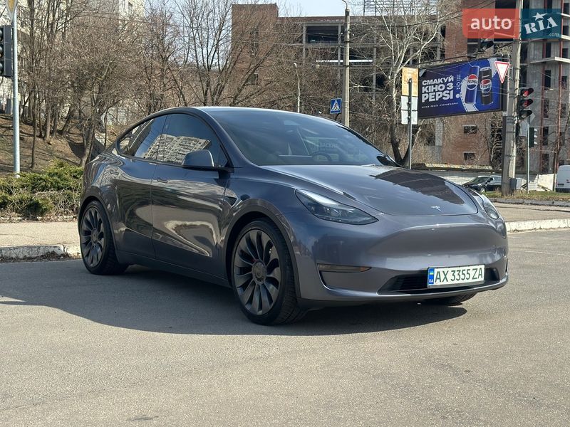Внедорожник / Кроссовер Tesla Model Y 2023 в Харькове