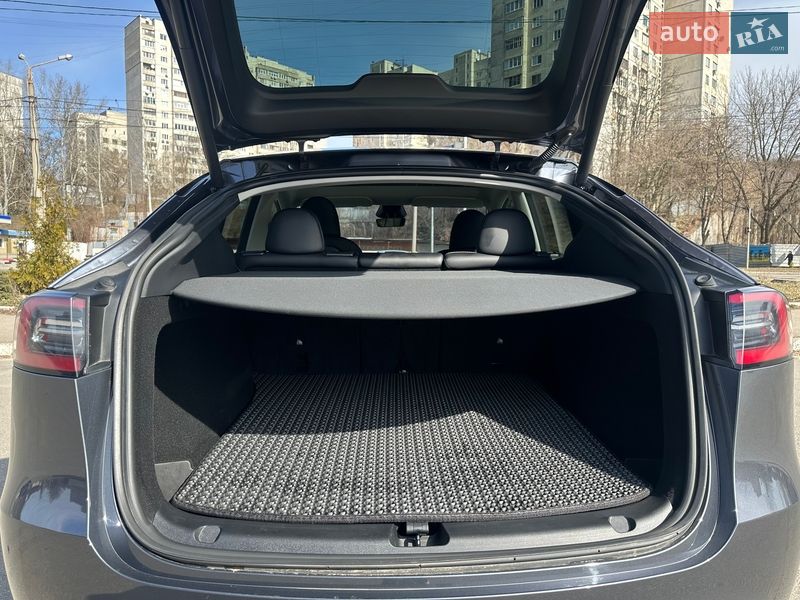Внедорожник / Кроссовер Tesla Model Y 2023 в Харькове