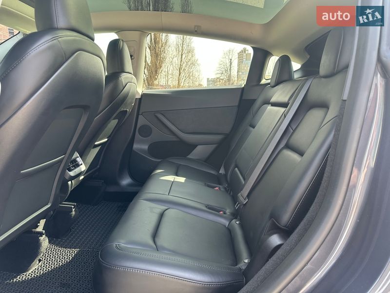 Внедорожник / Кроссовер Tesla Model Y 2023 в Харькове