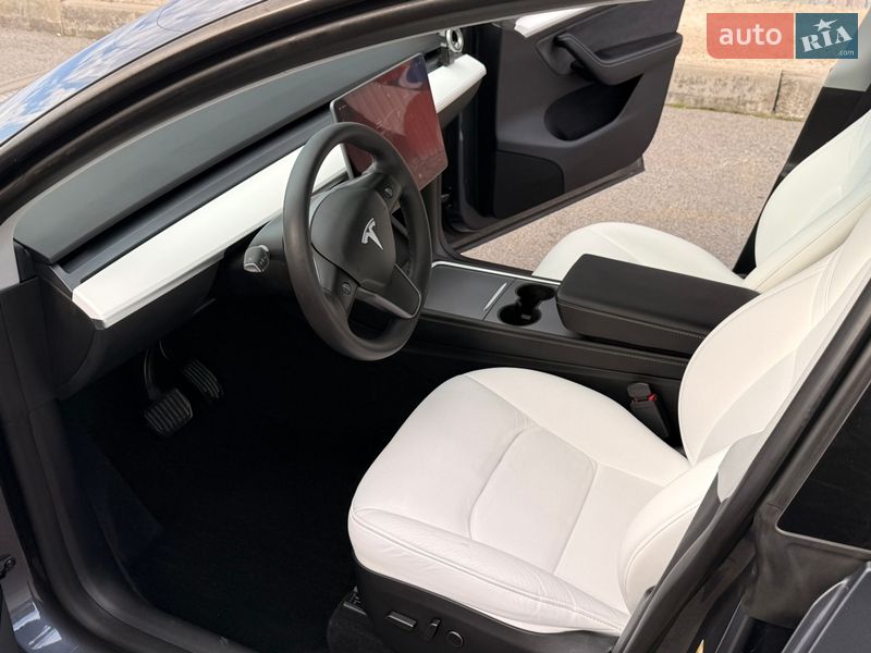 Внедорожник / Кроссовер Tesla Model Y 2023 в Харькове