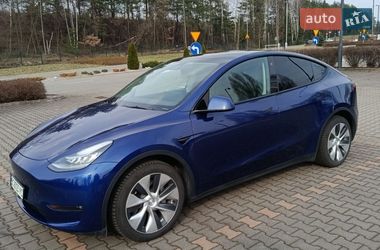 Внедорожник / Кроссовер Tesla Model Y 2021 в Киеве