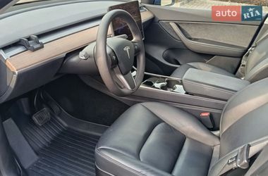 Внедорожник / Кроссовер Tesla Model Y 2021 в Киеве