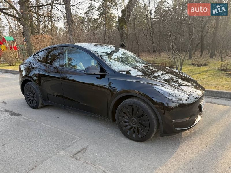 Внедорожник / Кроссовер Tesla Model Y 2023 в Киеве фото 4 Внедорожник / Кроссовер Tesla Model Y 2023 в Киеве