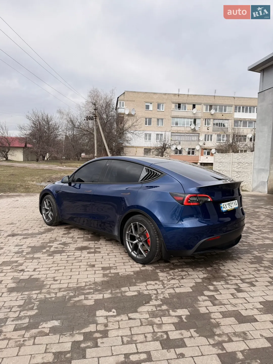 2021 Tesla Model Y - мініатюра 8