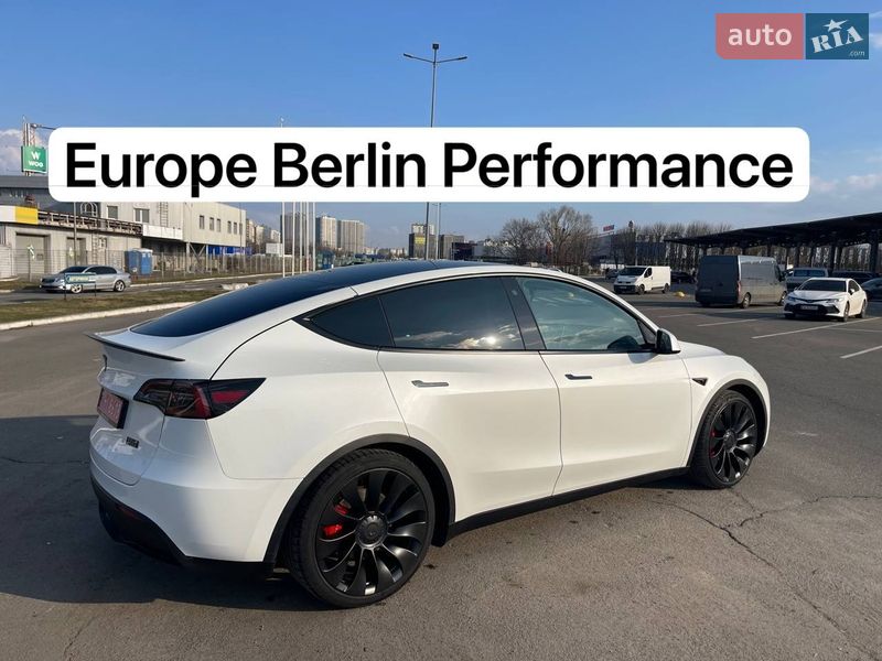 Tesla Model Y 2023 Tesla Model Y 2023