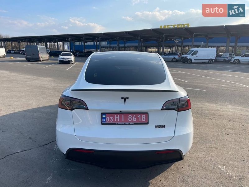 Позашляховик / Кросовер Tesla Model Y 2023 в Києві фото 9 Позашляховик / Кросовер Tesla Model Y 2023 в Києві