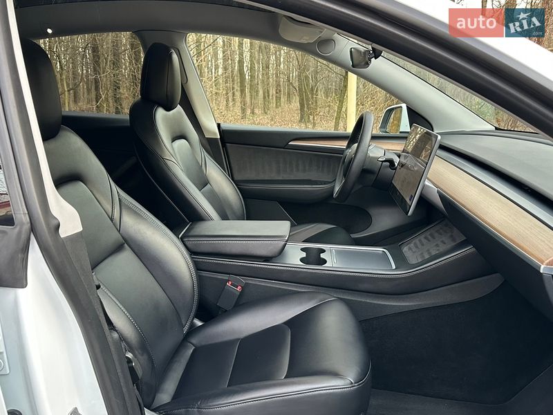 Внедорожник / Кроссовер Tesla Model Y 2023 в Одессе фото 17 Внедорожник / Кроссовер Tesla Model Y 2023 в Одессе