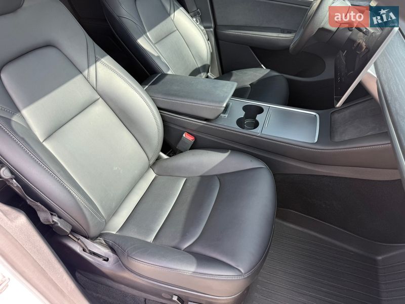 Внедорожник / Кроссовер Tesla Model Y 2023 в Киеве фото 15 Внедорожник / Кроссовер Tesla Model Y 2023 в Киеве