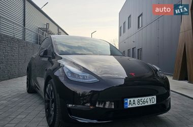 Внедорожник / Кроссовер Tesla Model Y 2023 в Киеве