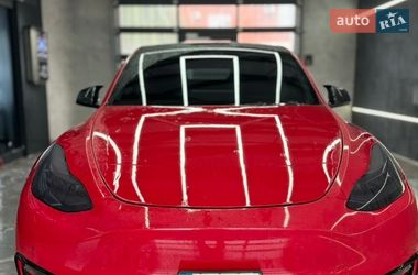 Позашляховик / Кросовер Tesla Model Y 2022 в Черкасах