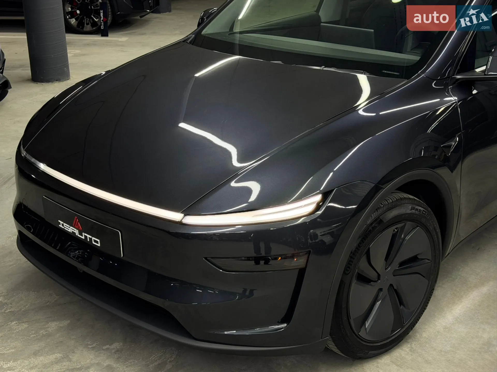2025 Tesla Model Y - мініатюра 8