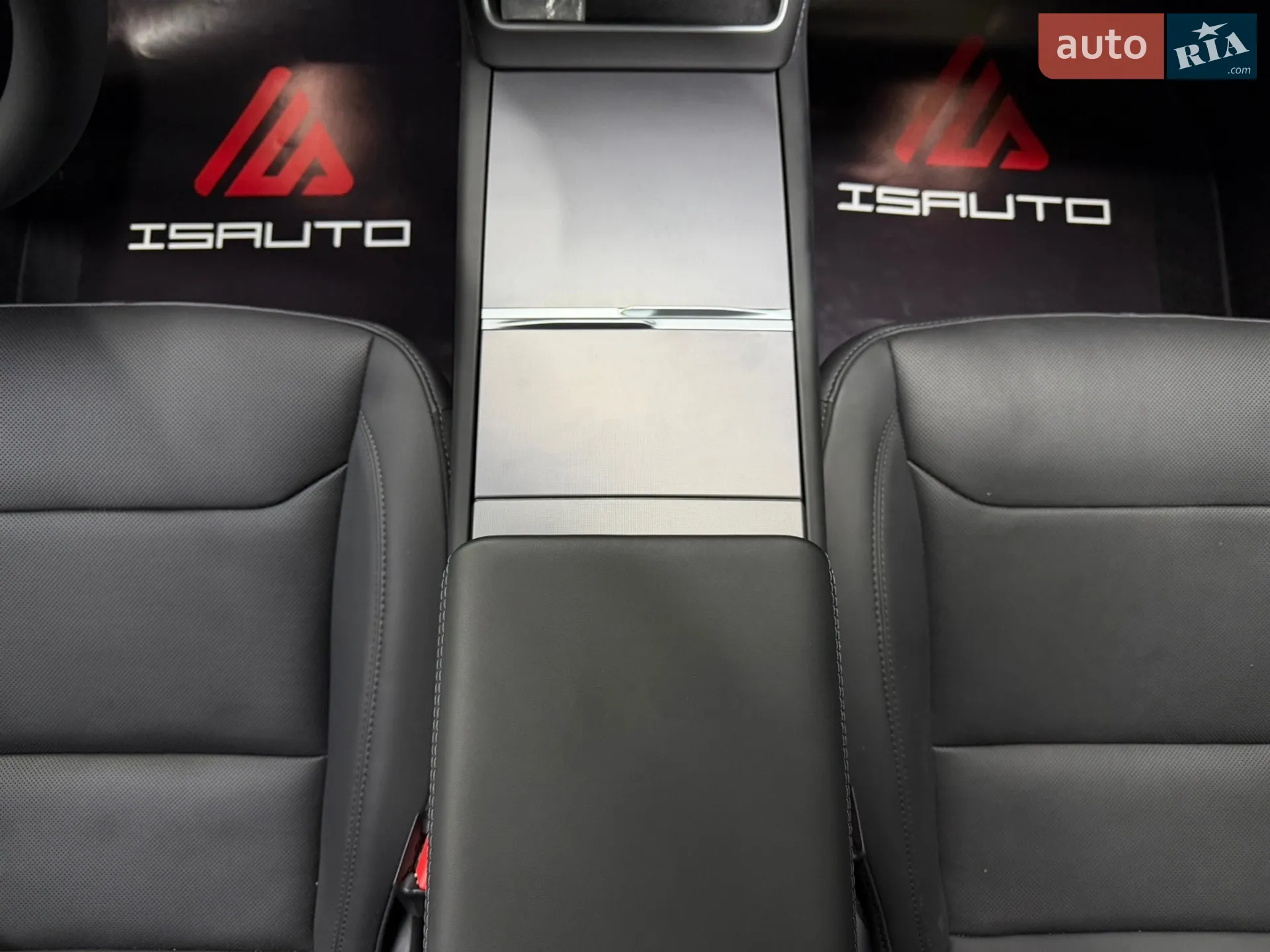 2025 Tesla Model Y - мініатюра 28