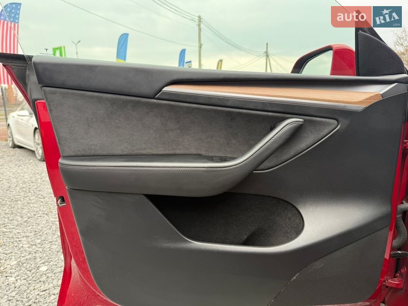 Позашляховик / Кросовер Tesla Model Y 2023 в Стрию фото 11 Позашляховик / Кросовер Tesla Model Y 2023 в Стрию