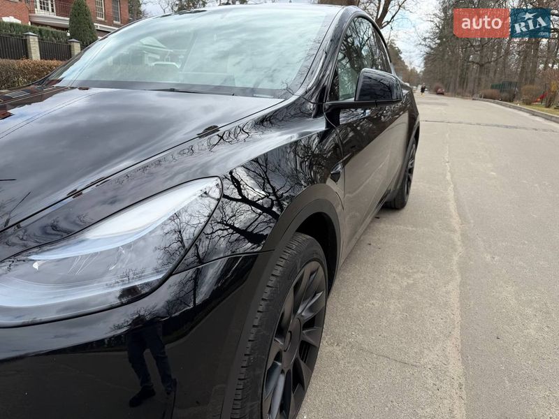 Позашляховик / Кросовер Tesla Model Y 2024 в Києві фото 34 Позашляховик / Кросовер Tesla Model Y 2024 в Києві