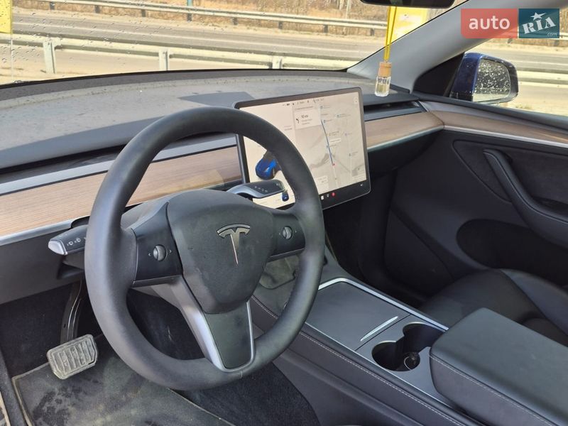 Внедорожник / Кроссовер Tesla Model Y 2024 в Буче