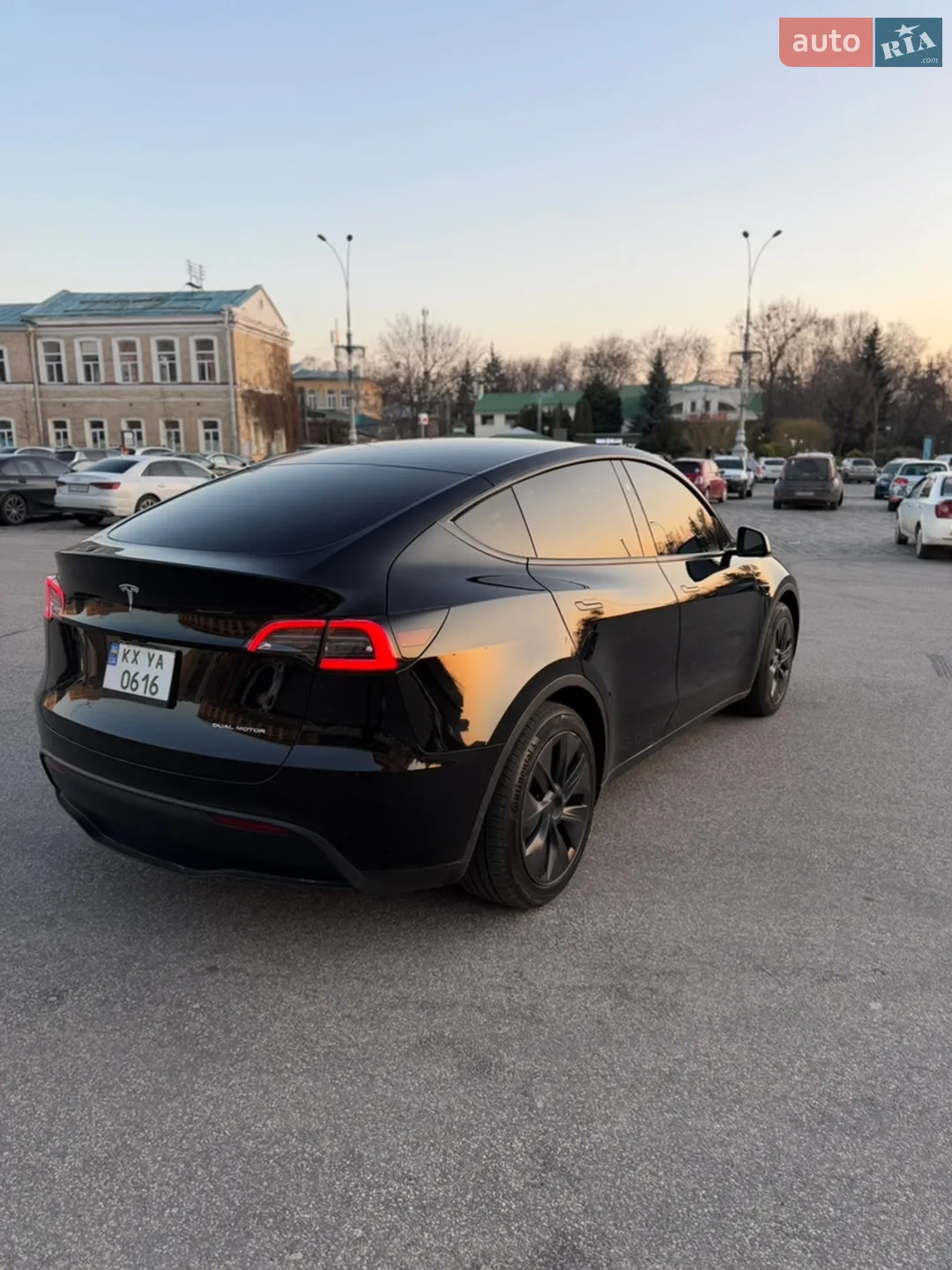 2024 Tesla Model Y - мініатюра 7