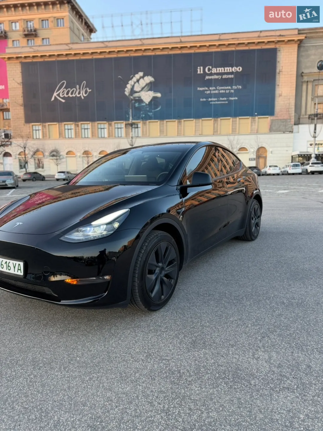 2024 Tesla Model Y - мініатюра 2