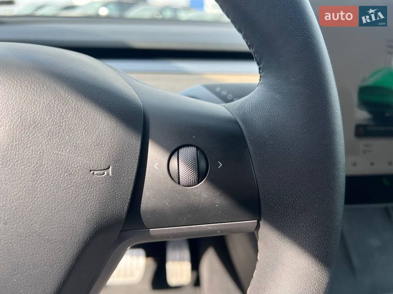 Внедорожник / Кроссовер Tesla Model Y 2022 в Львове