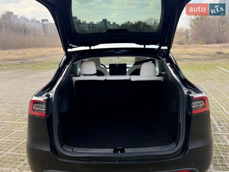 Внедорожник / Кроссовер Tesla Model Y 2020 в Киеве фото 10 Внедорожник / Кроссовер Tesla Model Y 2020 в Киеве