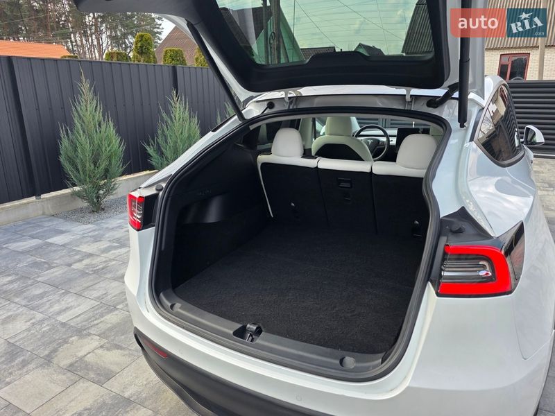 Внедорожник / Кроссовер Tesla Model Y 2020 в Луцке фото 12 Внедорожник / Кроссовер Tesla Model Y 2020 в Луцке