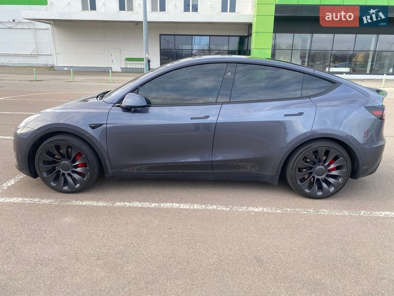 Внедорожник / Кроссовер Tesla Model Y 2023 в Одессе