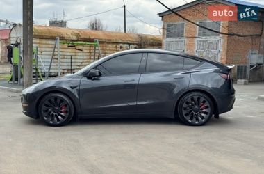 Позашляховик / Кросовер Tesla Model Y 2024 в Фастові