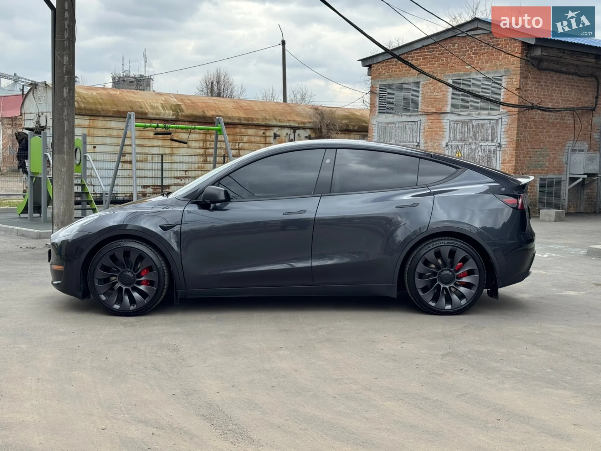 2024 Tesla Model Y - мініатюра 4