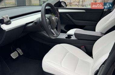 Позашляховик / Кросовер Tesla Model Y 2024 в Фастові