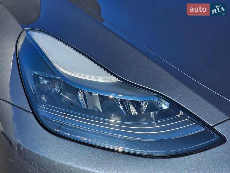 Позашляховик / Кросовер Tesla Model Y 2023 в Києві