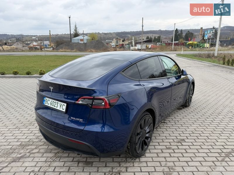 Внедорожник / Кроссовер Tesla Model Y 2022 в Золочеве фото 6 Внедорожник / Кроссовер Tesla Model Y 2022 в Золочеве
