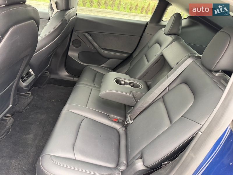 Внедорожник / Кроссовер Tesla Model Y 2022 в Золочеве фото 19 Внедорожник / Кроссовер Tesla Model Y 2022 в Золочеве