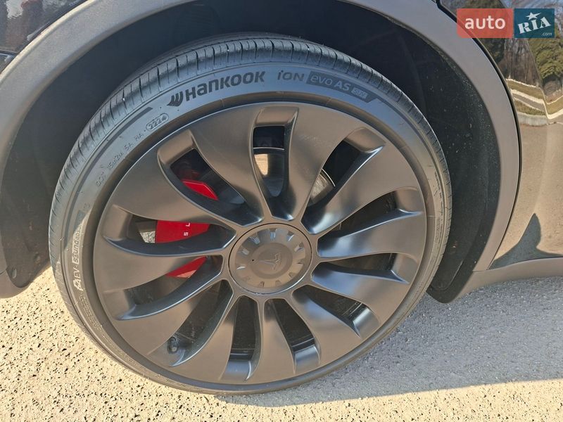 Позашляховик / Кросовер Tesla Model Y 2024 в Хмільнику фото 10 Позашляховик / Кросовер Tesla Model Y 2024 в Хмільнику