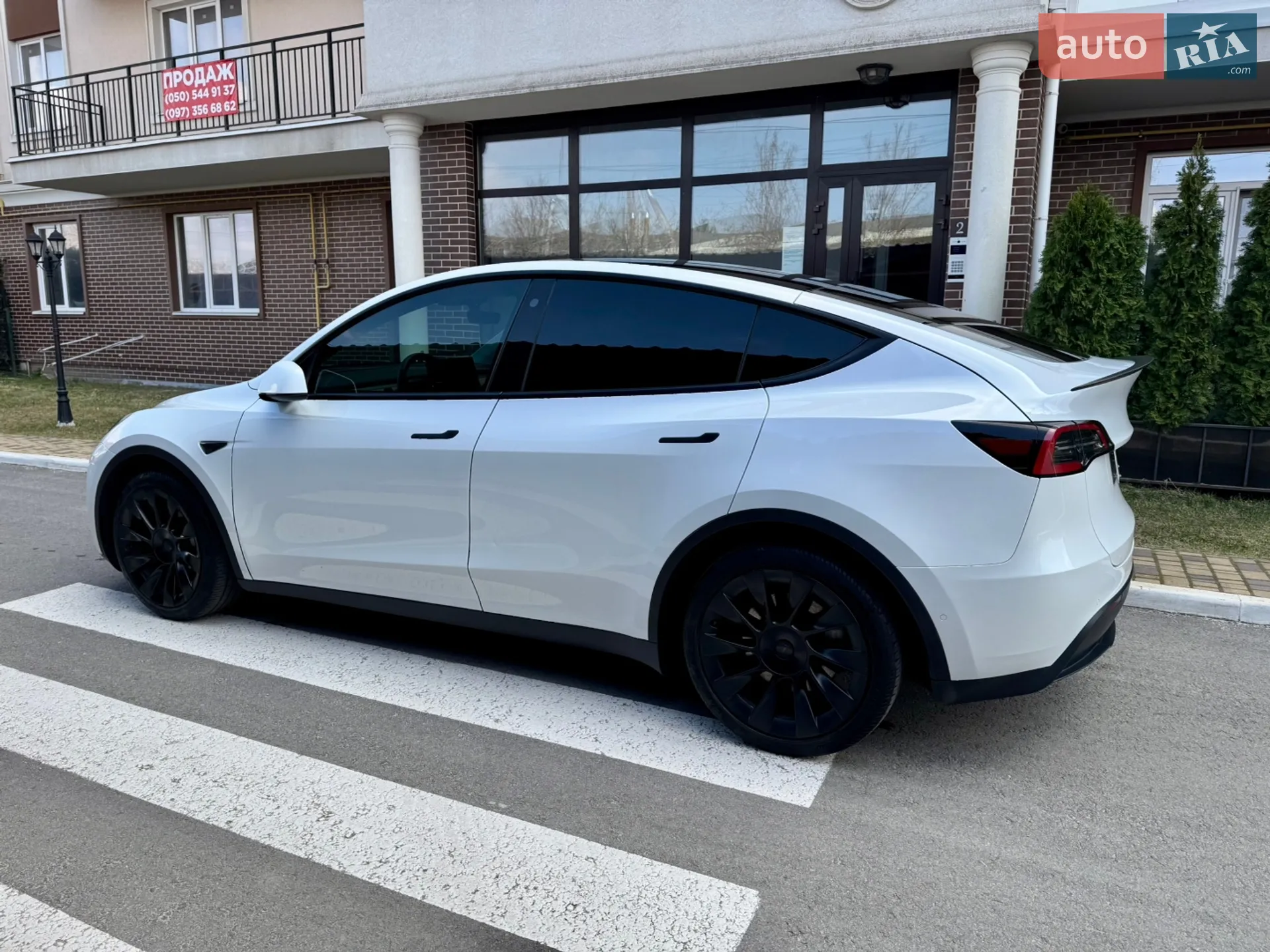 2022 Tesla Model Y - мініатюра 6